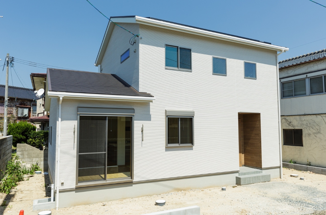 鬼丸ホームの施工事例の建物外観